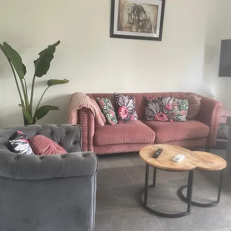 Apartment Ml *